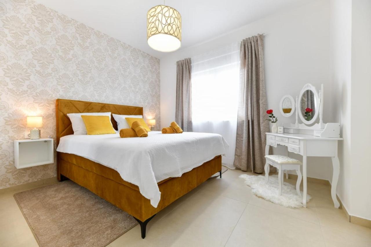Family Apartment Amare Zadar Exterior photo