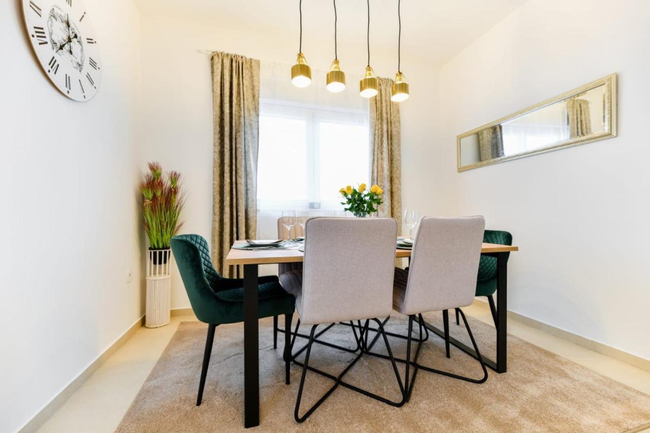 Family Apartment Amare Zadar Exterior photo
